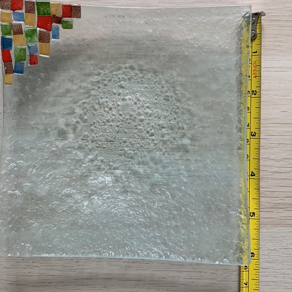 Glass dish roughly 6x6 - Picture 8 of 8